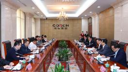 海螺董事长高登榜会见阳春市市委书记