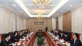 海螺水泥董事长高登榜会见华新水泥总裁李叶青