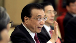 李克强：查个地条钢比你批个钢铁项目震动可大多了