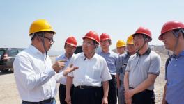 安徽省政府副秘书长赵振华一行到缅甸海螺考察指导