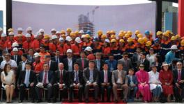 大使与蒙古总理共同出席蒙古之金公司水泥厂项目竣工仪式