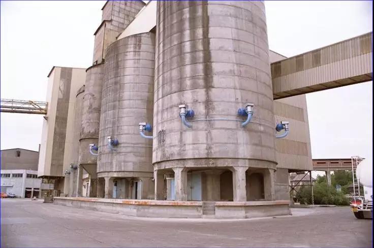 水泥清库零事故 看看这家企业是怎么做的