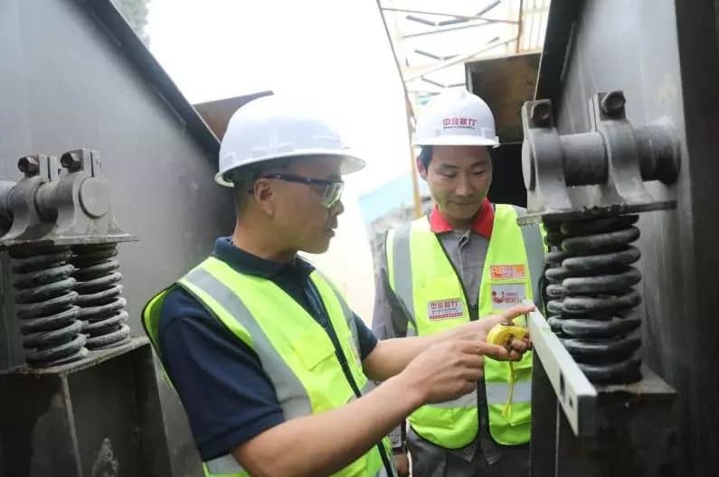 中誉鼎力,创造砂石骨料优质服务样板!