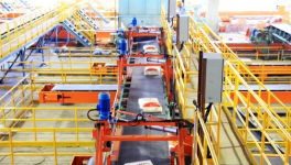 马德望海螺首批水泥顺利发运出厂