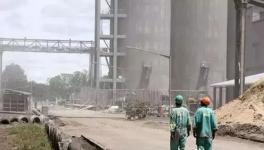 这家水泥厂陷入困境，寄希望于政府项目