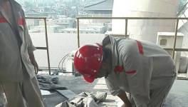 故事 | 泥巴裹满裤腿 汗水湿透衣背 你是为了谁