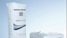 哈沃包装机为水泥企业打造一个五星级洁净的包装车间