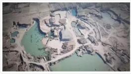 记者举报“非法采砂” 回电者竟是砂厂老板…