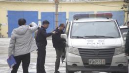 王楼水泥违规生产，法人被带走询问