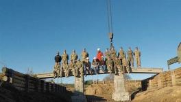 美国运用3D打印钢筋混凝土人行天桥