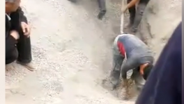 危险！突发垮塌12岁小孩被砖沙掩埋