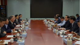 中建材董事长参加淮海中联项目调研座谈