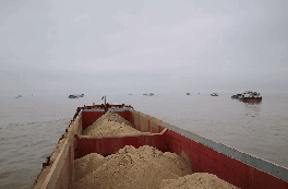 千艘万吨船疯狂入海，上千万吨海砂流入内陆！