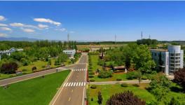 建设花园式工厂，他们是保障！