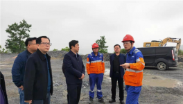 这一地区环保部门暗访被群众举报的华新水泥厂！