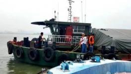 一艘满载近3000吨的水泥货船得救了！