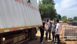 这家水泥厂仓库非法贮存固废约500吨！