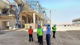 迟洁超参赞走访慰问中材海外水泥厂6500t/d项目！